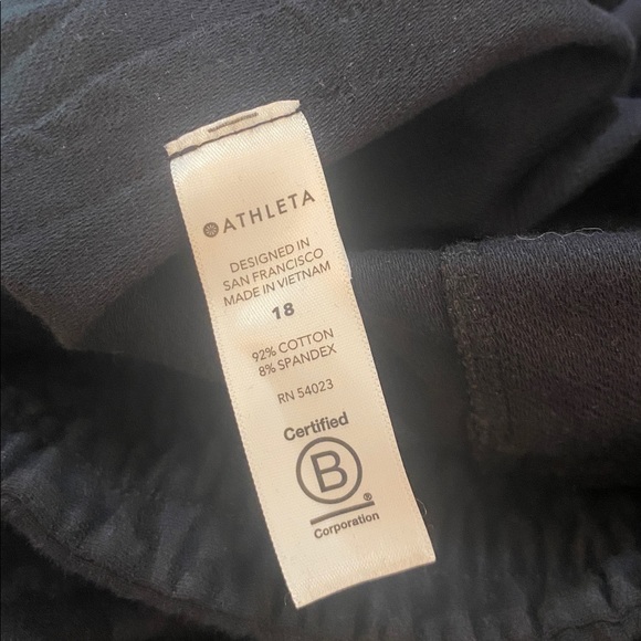 Athleta Black Navy Camo Print Drawstring Waist Joggers w/Pockets - Picture 9 of 11